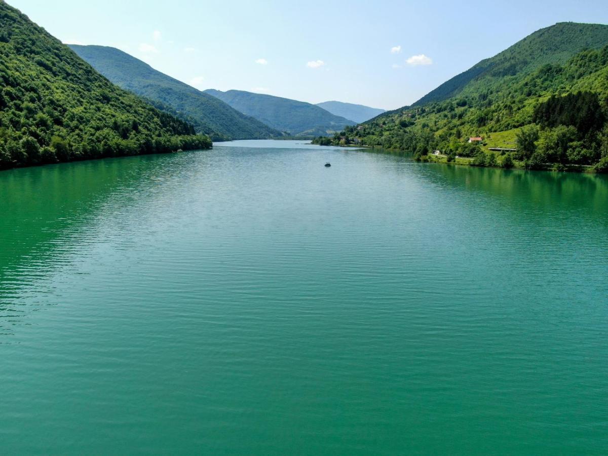 Forest Dream Lake House Jajce Exteriér fotografie